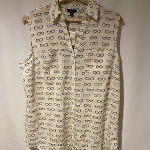 NWT Talbots eyeglass sleeveless button down top
